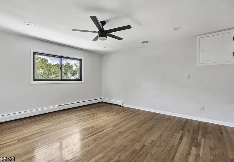 136 Carlough Rd — Photo 14