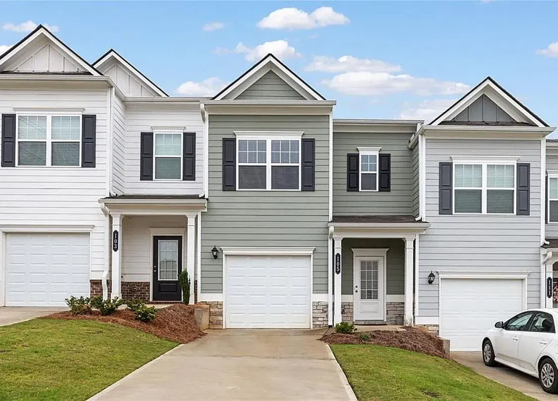 3 bed, 2.5 bath, 1697 sqft, $1,900 — Photo 2