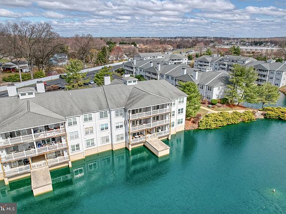 2nd image of 1507 Waters Edge Dr #88