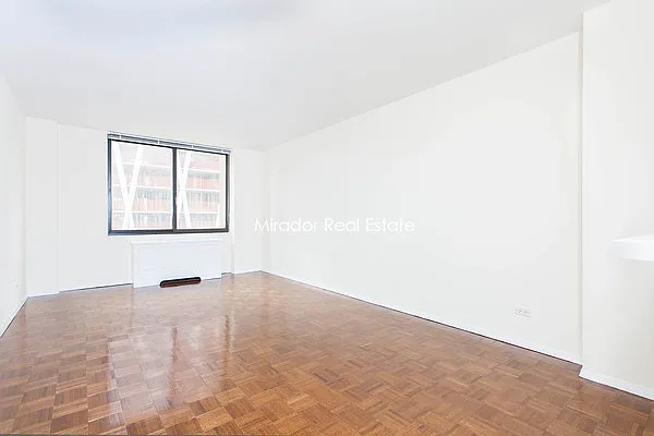 Rented by Mirador Real Estate | media 30