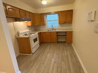 54 Voorhees St #1, Newark, NJ 07108