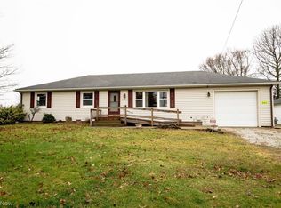 561 Morges Rd, Magnolia, OH 44643