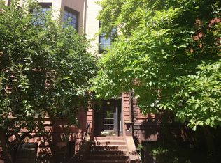 233 Commonwealth Ave APT 4, Boston, MA 02116