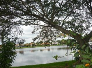 9345 Old Orchard Rd, Davie, FL 33328