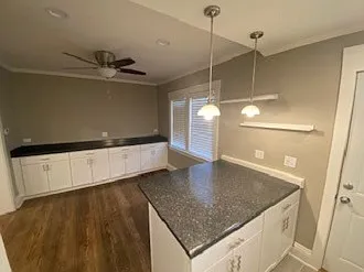 2 bed, 1200 sqft, $1,400 — Photo 2