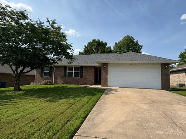 3955 W Eaglecrest St, Battlefield, MO 65619