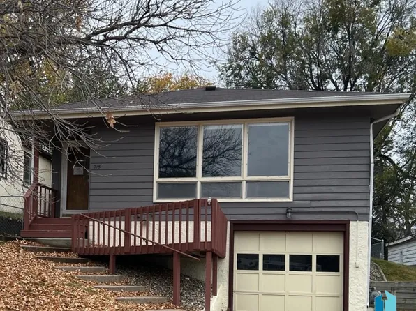 715 S Willow Ave, Sioux Falls, SD 57104
