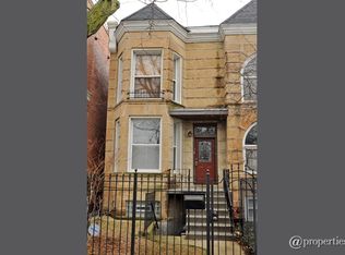 1924 W Wolfram St, Chicago, IL 60657