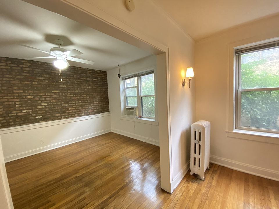 1st image of 3746 N Pine Grove Ave APT 2E