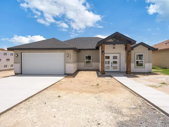 206 Jesus Flores Dr, Del Rio, TX 78840