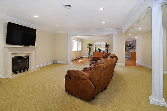 417 N Woodland St — Photo 19