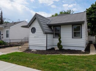 2427 Mercer St, Windsor, ON N8X3R6