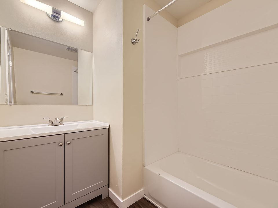 Main Floor Bathroom