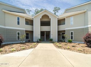 425 Commerce Ave APT A, Morehead City, NC 28557