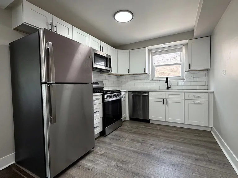 5646 N Jersey Ave — Photo 2