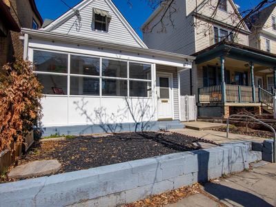 27 Willow St, Bayonne, NJ, 07002