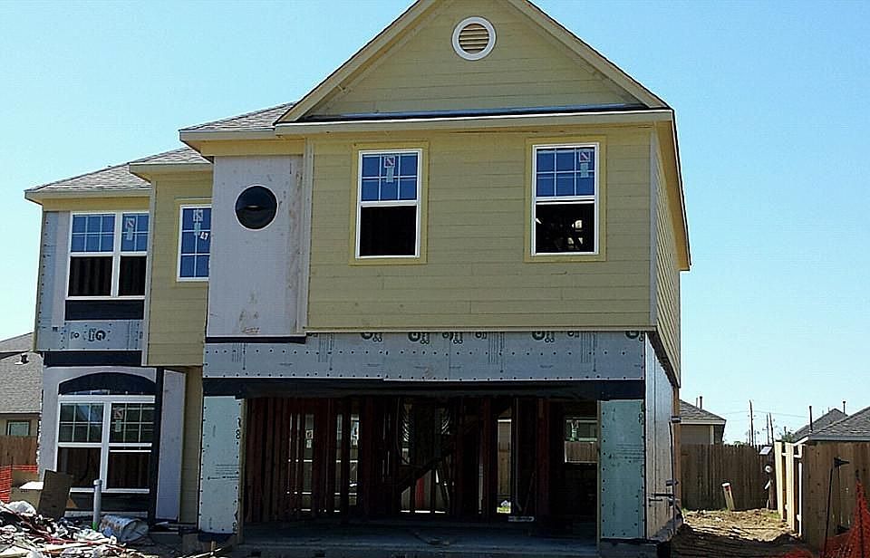 1st image of 18015 Hillock Glen Ln