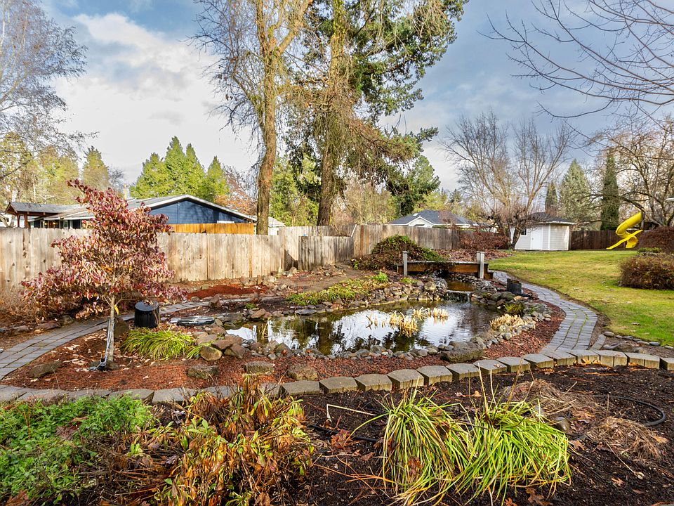 1523 Jasmine Ave, Medford, OR 97501 Zillow