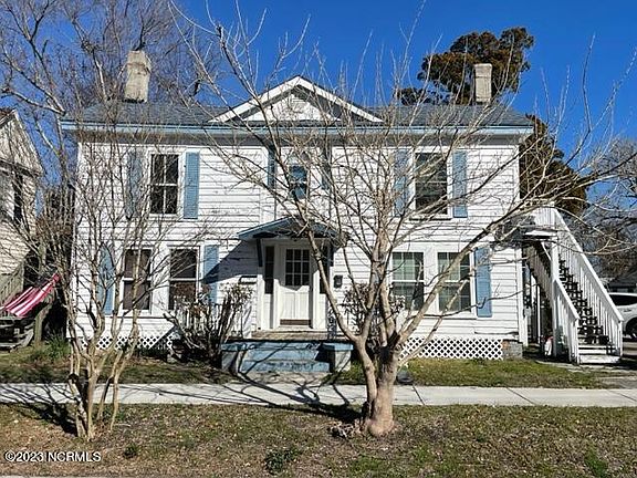 2nd image of 906 Bridges Street