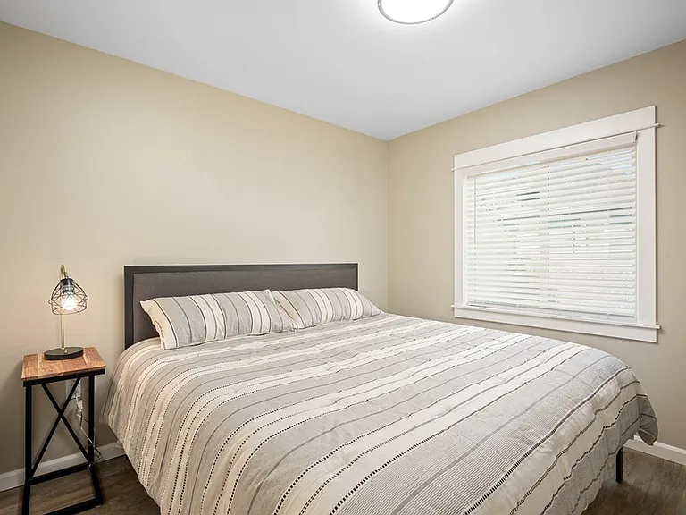 3233 SE 51st Ave — Photo 14