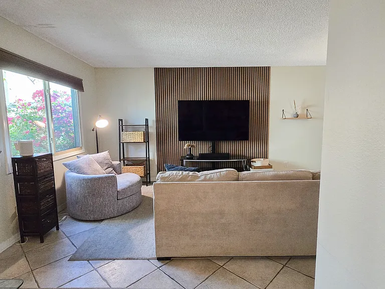 8039 E Glenrosa Ave — Photo 4