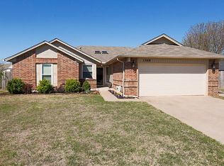 1309 Fairfax Ct, Yukon, OK 73099