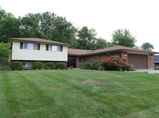 6360 Millbank Dr, Dayton, OH 45459