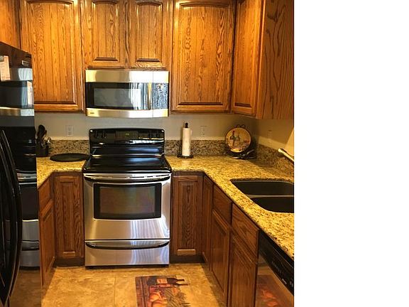5th image of 470 Acoma South Blvd #131