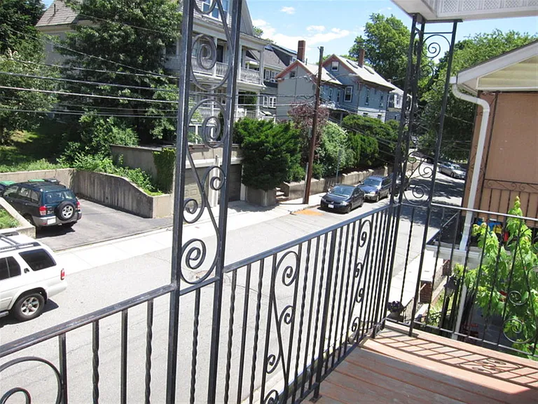 18 Oxford St #1 — Photo 12