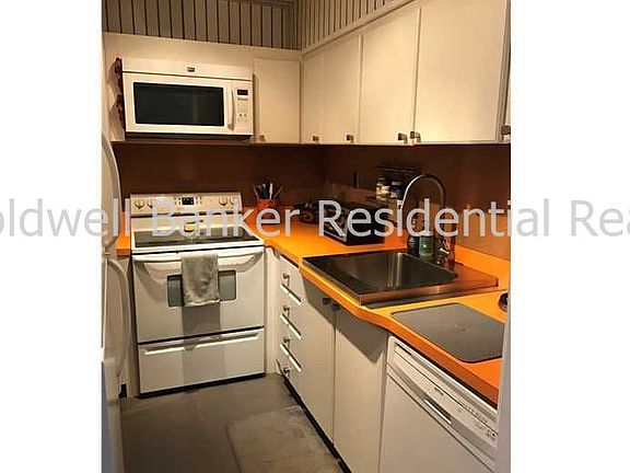 3rd image of 1200 West Ave APT 820