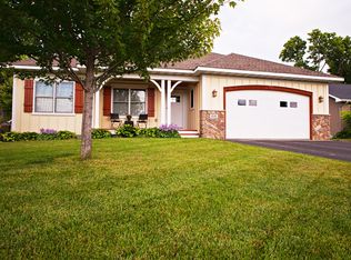 816 Pleasant Ave, Saint Paul Park, MN 55071