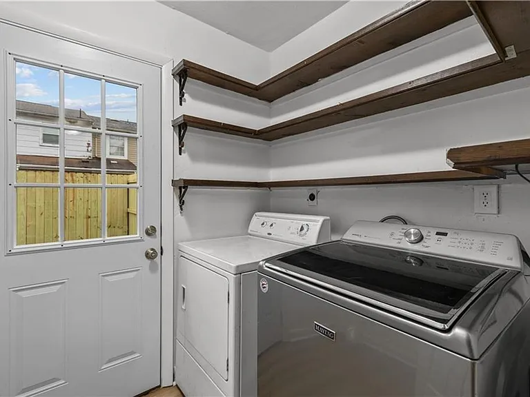 811 S Grosvenor Ct — Photo 20