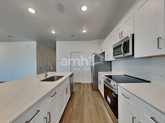 3rd image of 4511 S 97th Dr