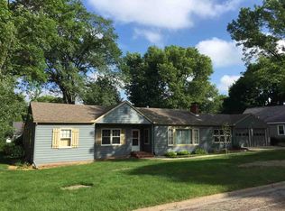 229 S Lowell St, Iowa City, IA 52245