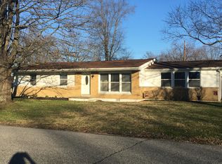 106 Pleasant View Dr, Mitchell, IN 47446