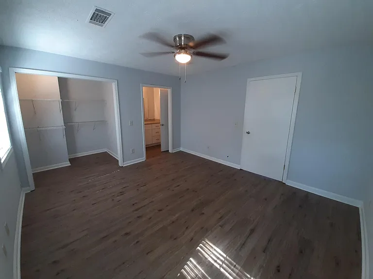 Master Bedroom - Ceiling Fan