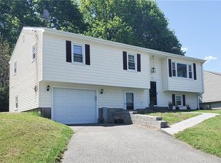 42 N Fairview St, Johnston, RI 02919