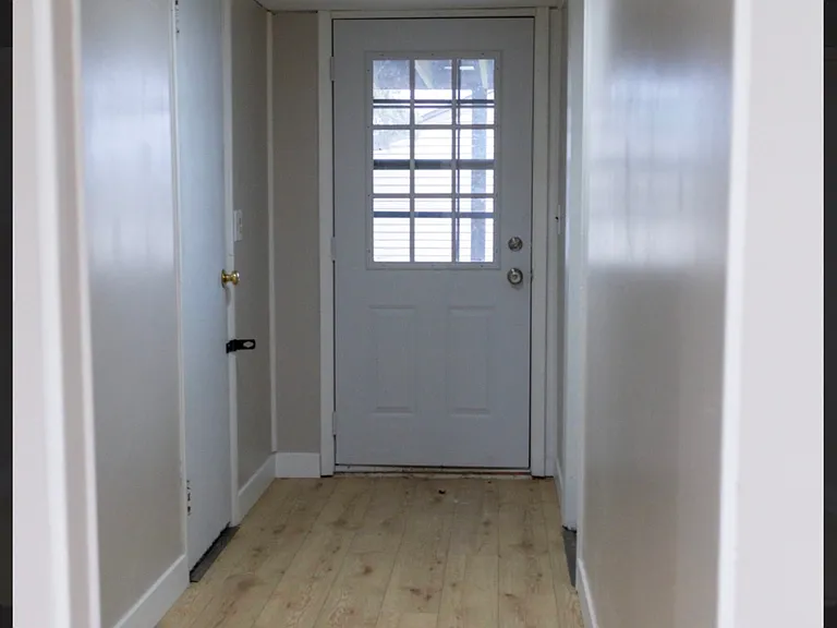 825 8th Ave S — Photo 14