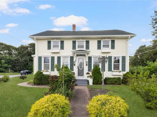 296 High St, South Kingstown, RI 02879