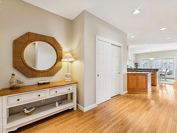 2nd image of 4444 E Harbors Edge Dr