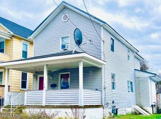 116 8th Ave, Carbondale, PA 18407