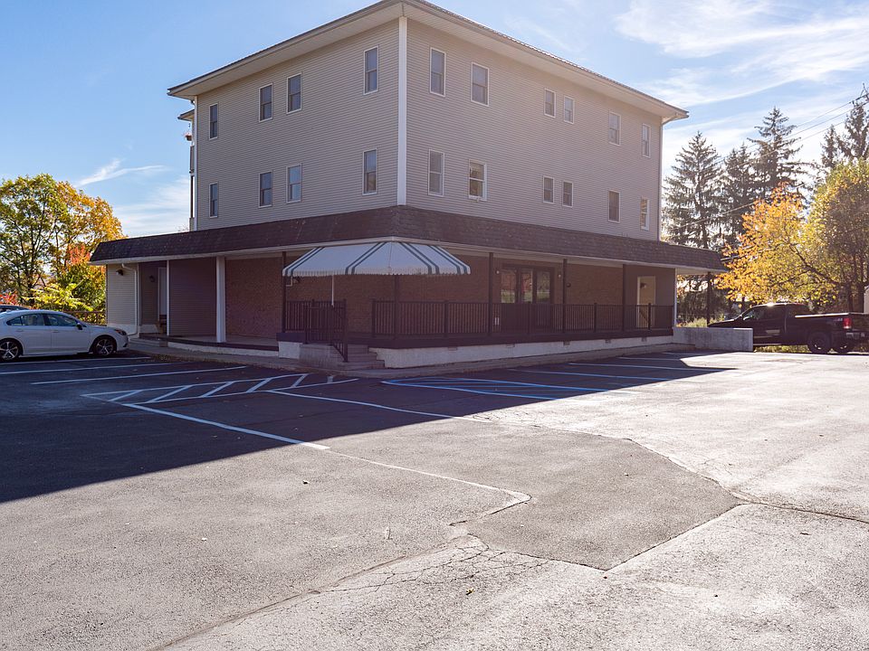 1st image of 720 S Keyser Ave #1