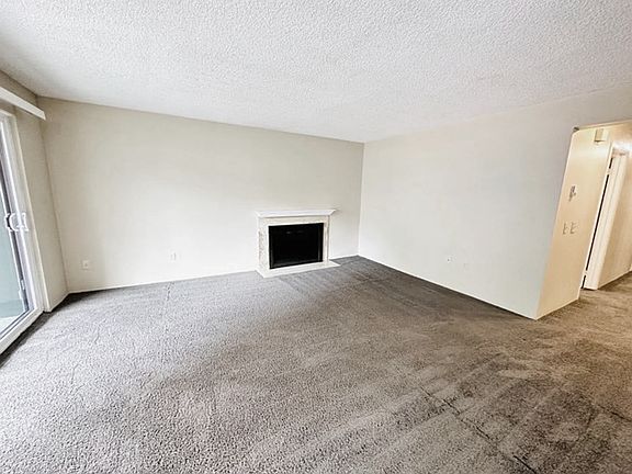 5th image of 13741 15th Ave NE APT C2