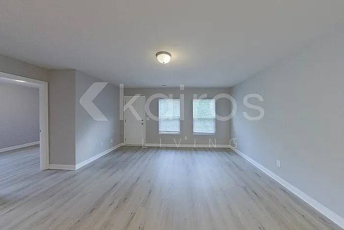4 bed, 2.0 bath, 1209 sqft, $1,745 — Photo 2