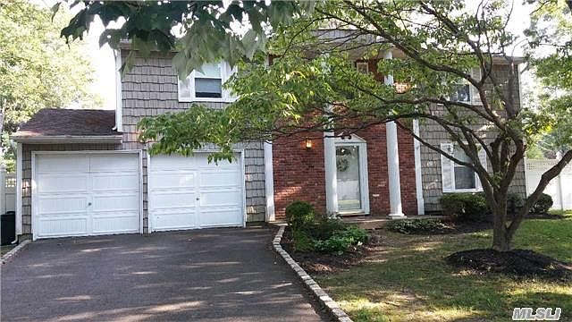1st image of 18 Hewes St