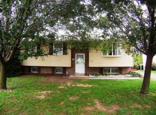 352 E Fulton St, Ephrata, PA 17522