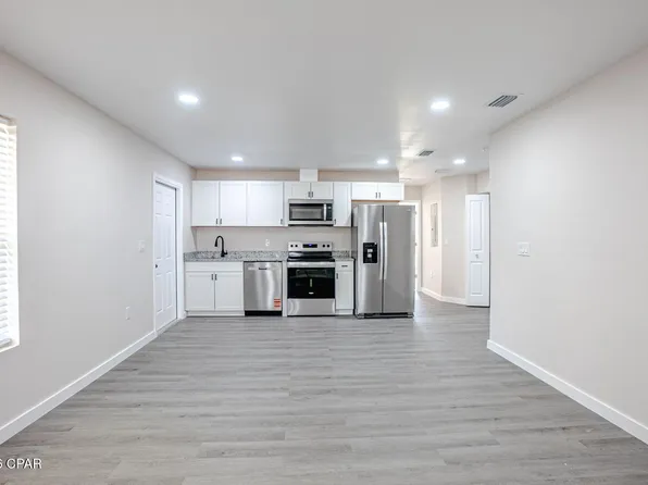 1028 Horizon Dr, Panama City, FL 32401