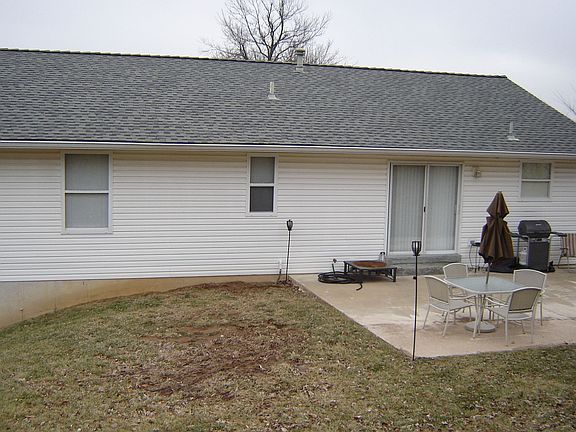 Rear - Nice Patio