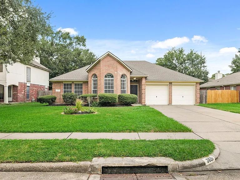 3651 Woodlace Dr — Photo 4