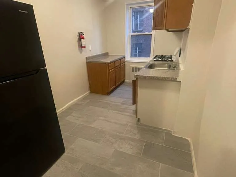 103 Chancellor Ave #20A — Photo 4